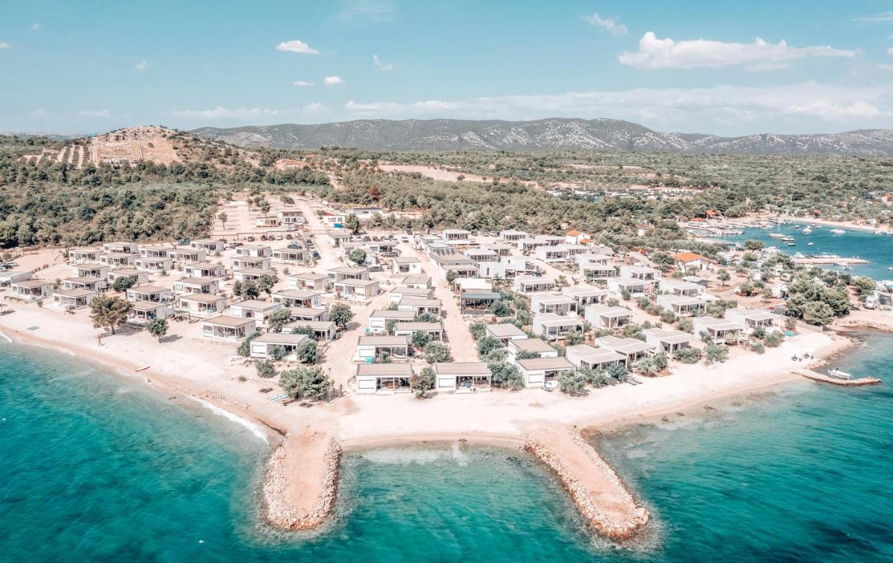 Buqez&Vita OI Concept Village Drage Exterior foto