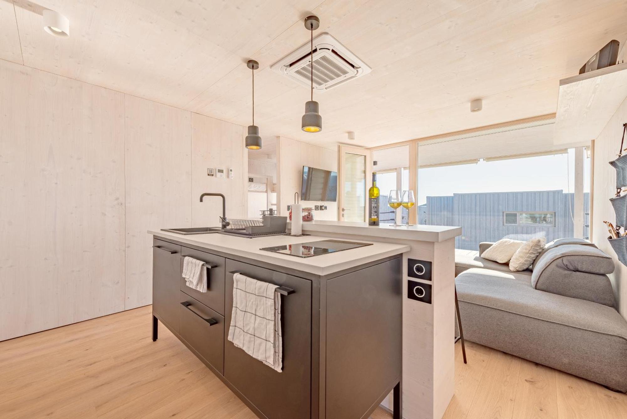 Buqez&Vita OI Concept Village Drage Exterior foto